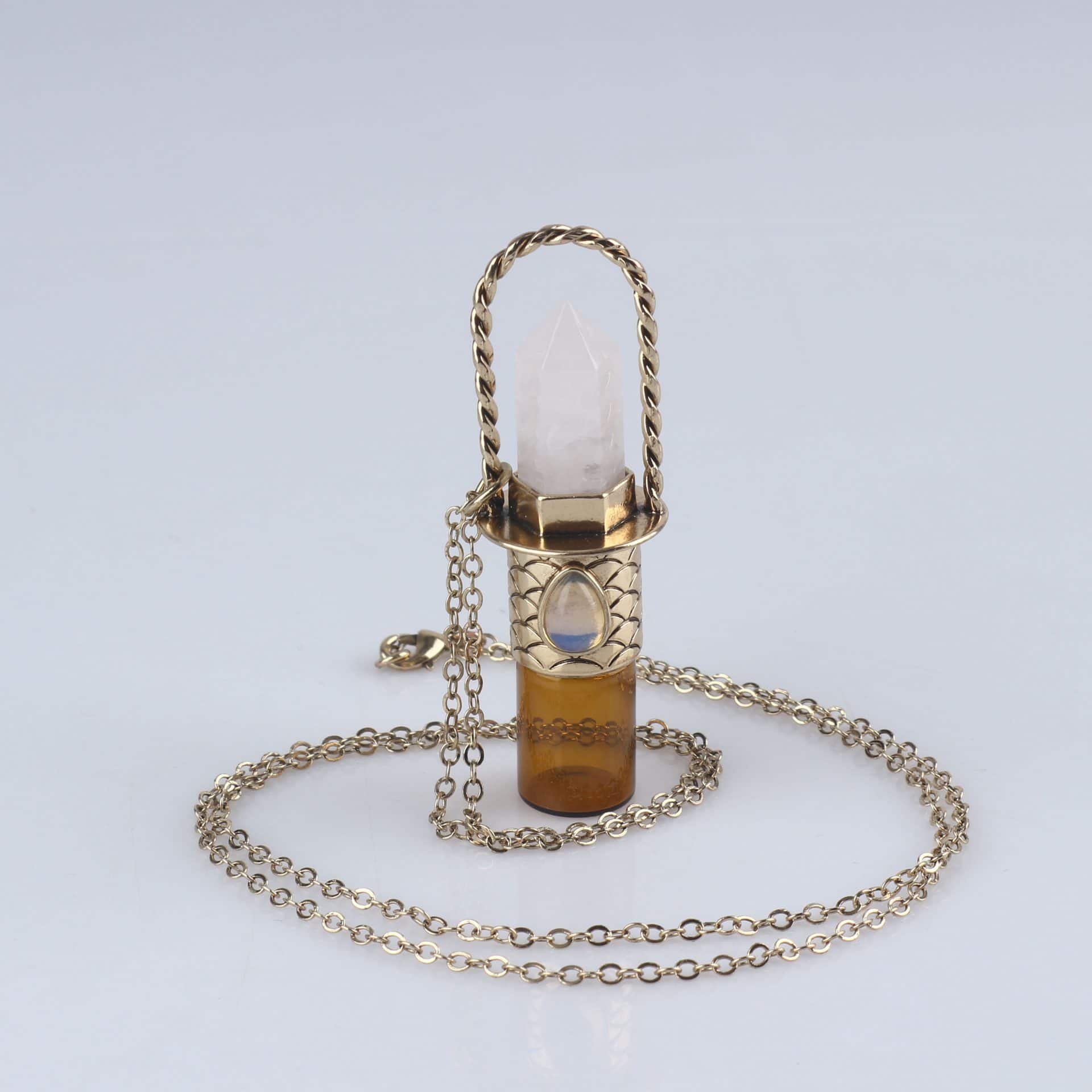 diffuser with rose quartz stone and gold-platted